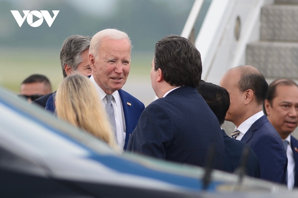 tổng bí thư nguyễn phú trọng chủ trì lễ đón tổng thống hoa kỳ joe biden tại hà nội hình ảnh 6 tong bi thu nguyen phu trong chu tri le don tong thong hoa ky joe biden tai ha noi hinh anh 6