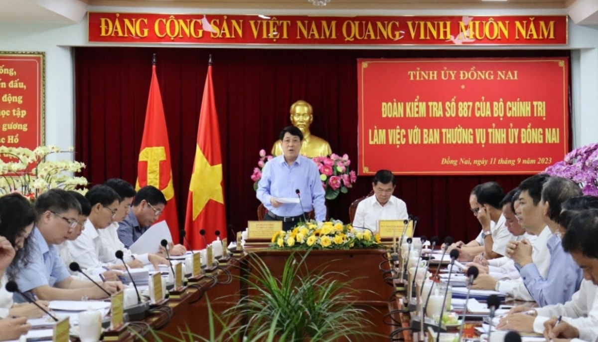 Doan kiem tra cua bo chinh tri lam viec voi ban thuong vu tinh uy Dong nai hinh anh 1