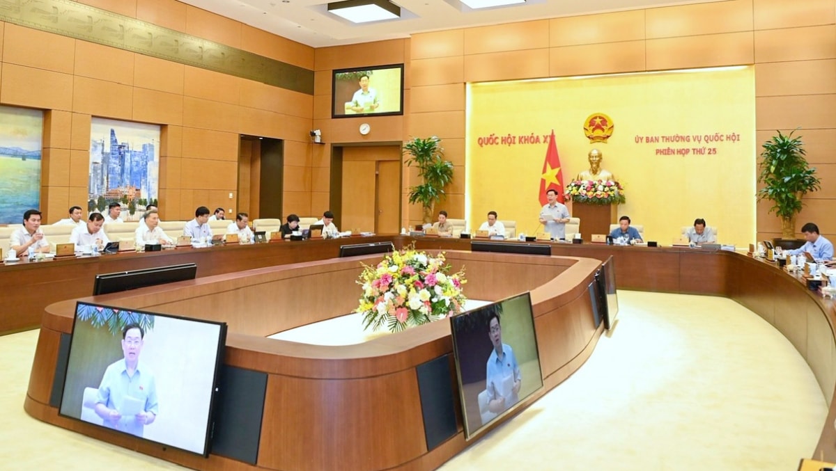 Ủy ban thường vụ quốc hội xem xét nhiều nội dung quan trọng tại phiên họp 26 hình ảnh 1 Uy ban thuong vu quoc hoi xem xet nhieu noi dung quan trong tai phien hop 26 hinh anh 1