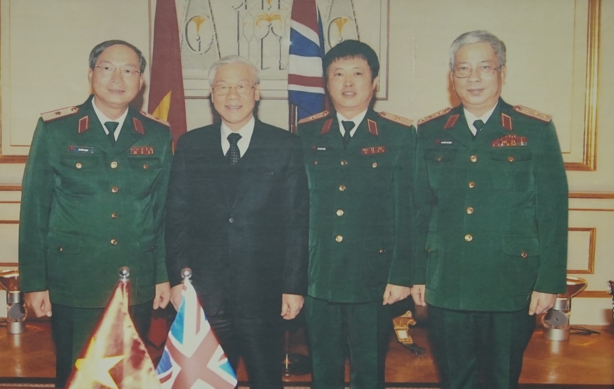 hinh anh cuoc doi va su nghiep cua thuong tuong nguyen chi vinh hinh anh 4