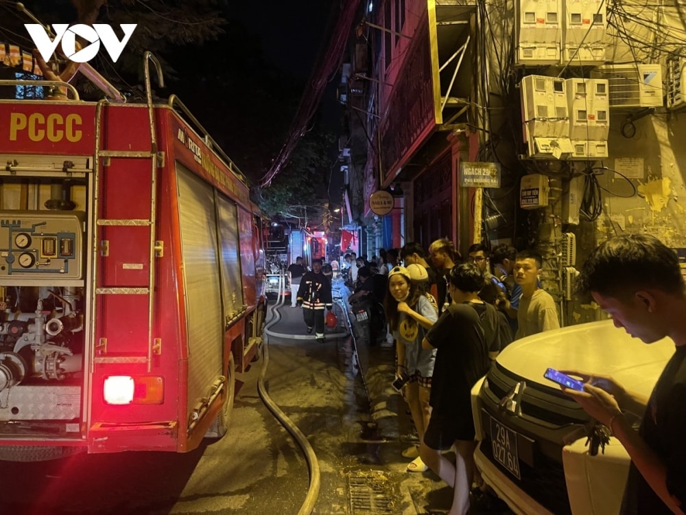 bồi thường 4,5 tỷ đồng bảo hiểm cho 3 nạn nhân vụ cháy chung cư mini hình ảnh 1 boi thuong 4,5 ty dong bao hiem cho 3 nan nhan vu chay chung cu mini hinh anh 1