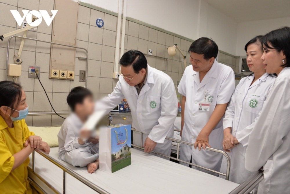 chiều 22 9, 11 nạn nhân trong vụ cháy chung cư mini được ra viện hình ảnh 1 chieu 22 9, 11 nan nhan trong vu chay chung cu mini duoc ra vien hinh anh 1