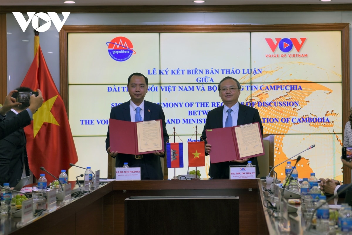 vov san sang trao doi chuyen gia ve truyen thong voi campuchia hinh anh 5