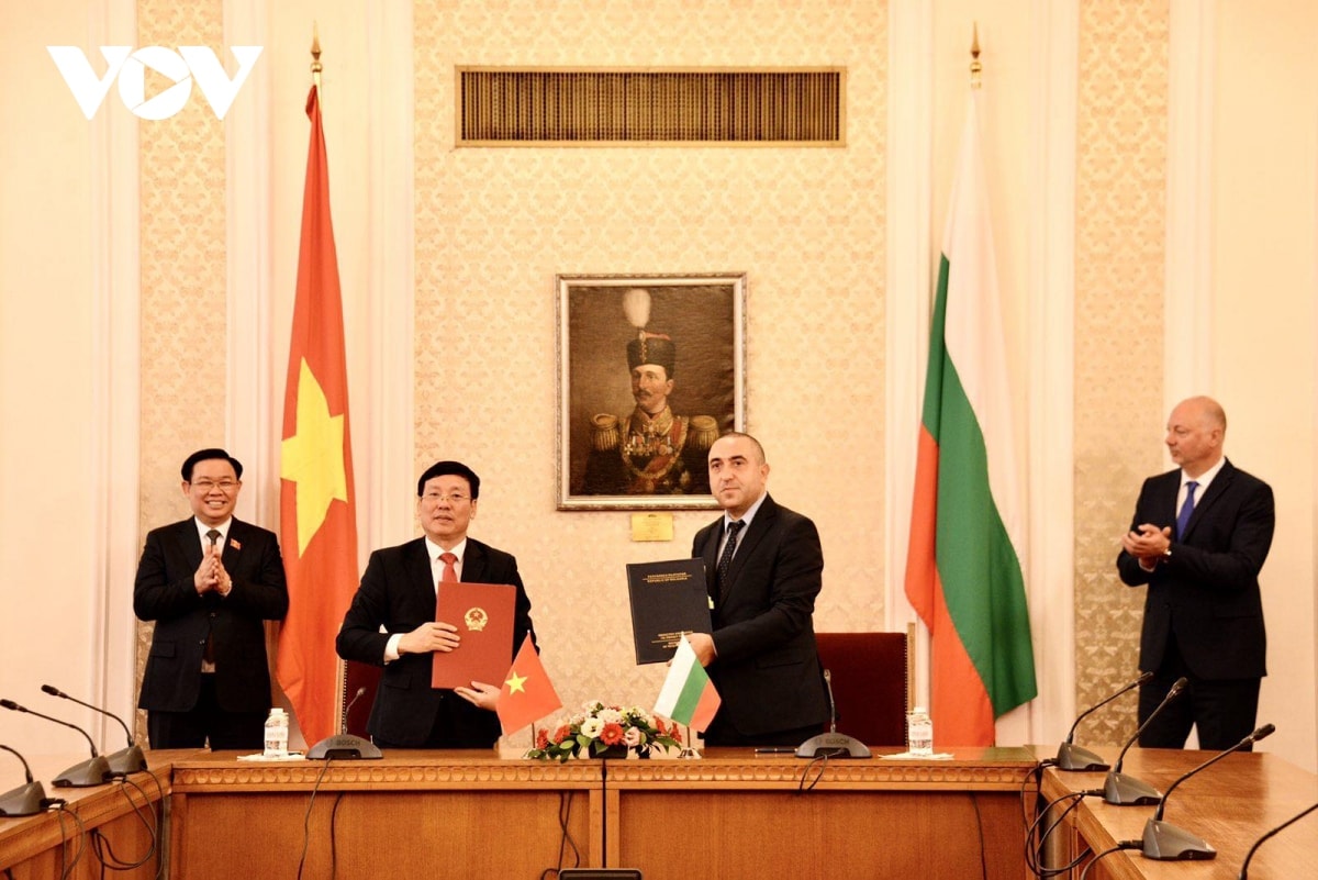 chủ tịch quốc hội hoan nghênh bulgaria phê chuẩn hiệp định bảo hộ đầu tư evipa hình ảnh 9 chu tich quoc hoi hoan nghenh bulgaria phe chuan hiep dinh bao ho dau tu evipa hinh anh 9