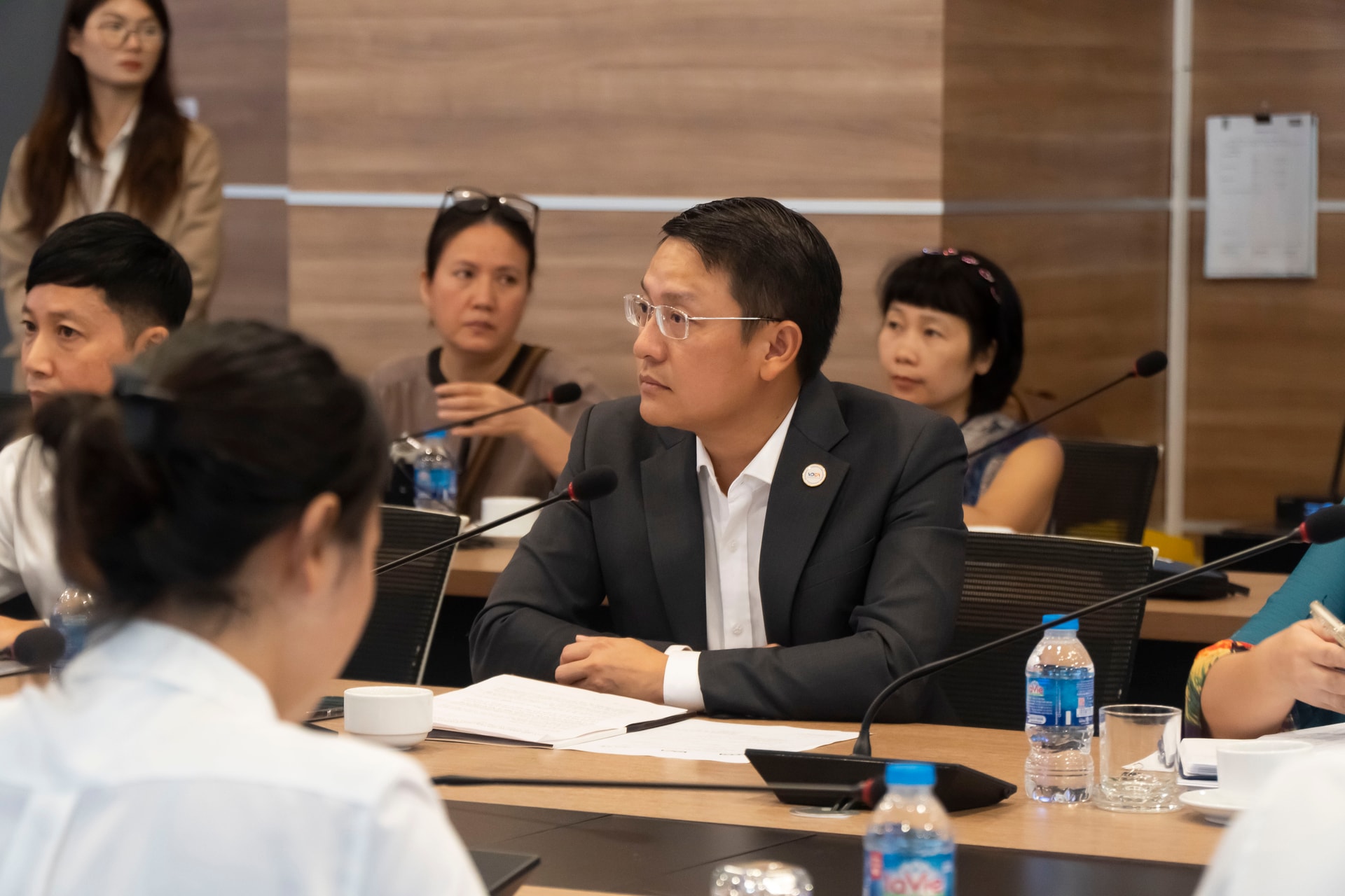 Ông Vũ Kiêm Văn, Phó Chủ tịch - Tổng Thư ký Hội Truyền thông số Việt Nam tham dự tọa đàm.