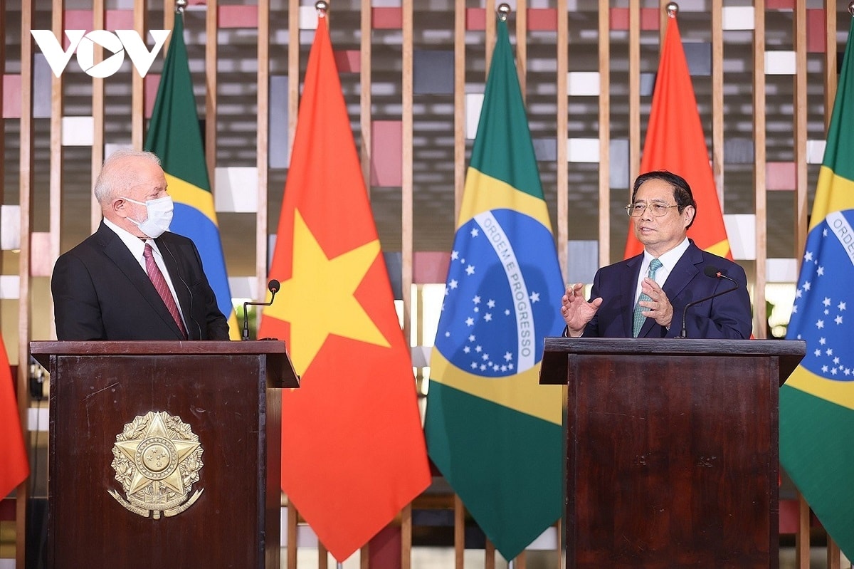thủ tướng phạm minh chính và tổng thống brazil họp báo chung sau hội đàm hình ảnh 1 thu tuong pham minh chinh va tong thong brazil hop bao chung sau hoi dam hinh anh 1