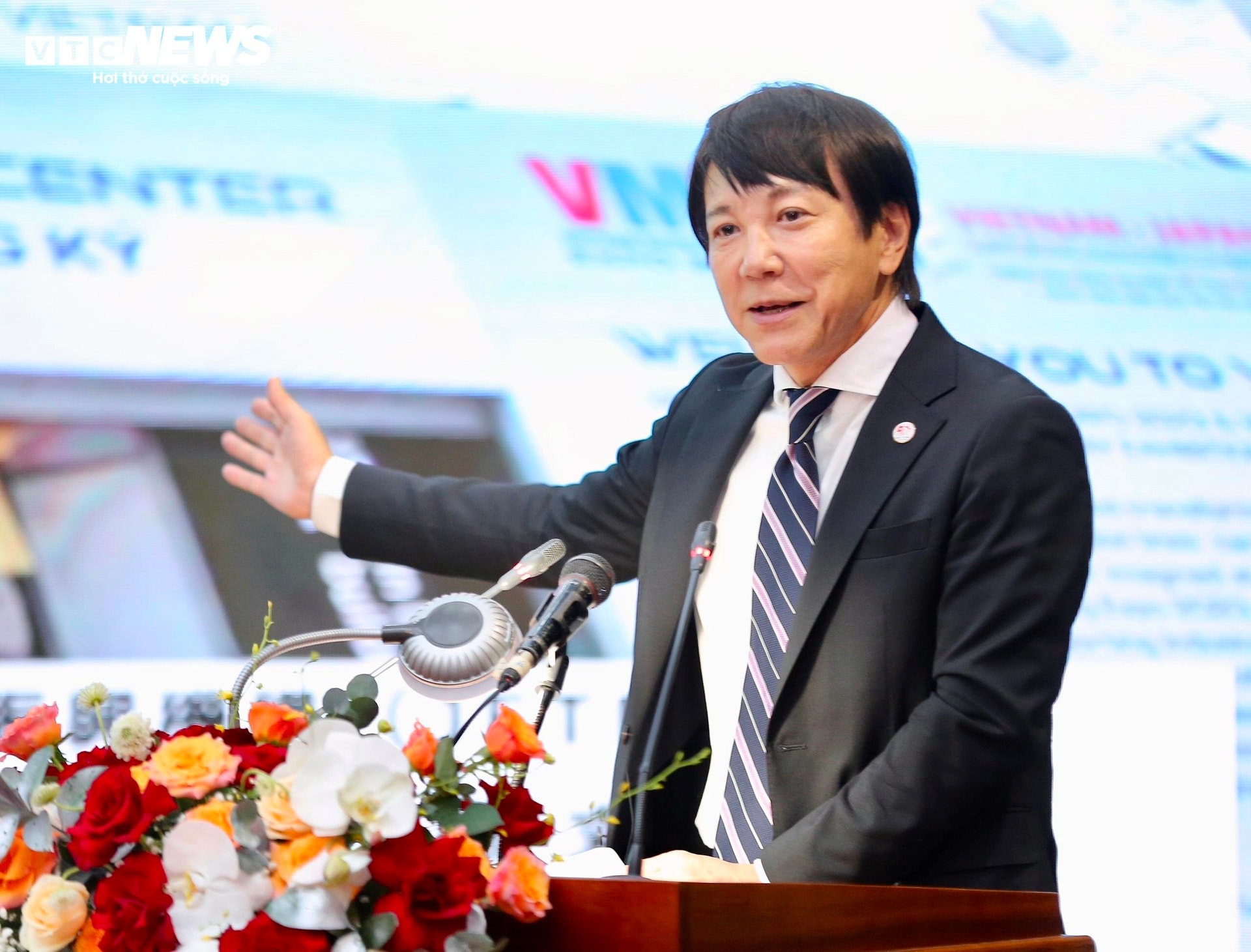 Ông Nakajima Takeo, Trưởng đại diện Tổ chức Xúc tiến thương mại Nhật Bản (JETRO) phát biểu tại Hội nghị. (Ảnh: Ngô Trần).