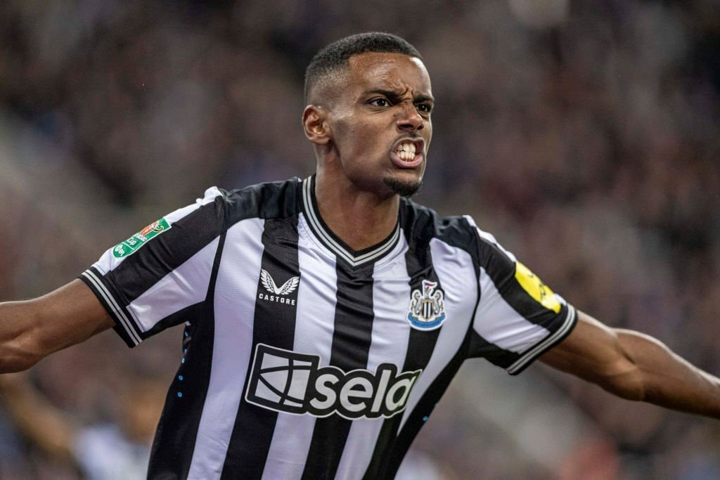 Isak mang lại sự khác biệt trong trận Newcastle gặp Man City.