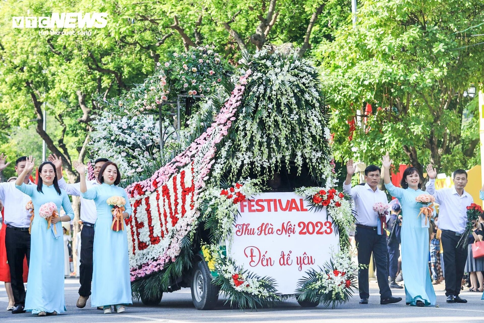 Rực rỡ sắc màu Carnaval Thu Hà Nội - 4