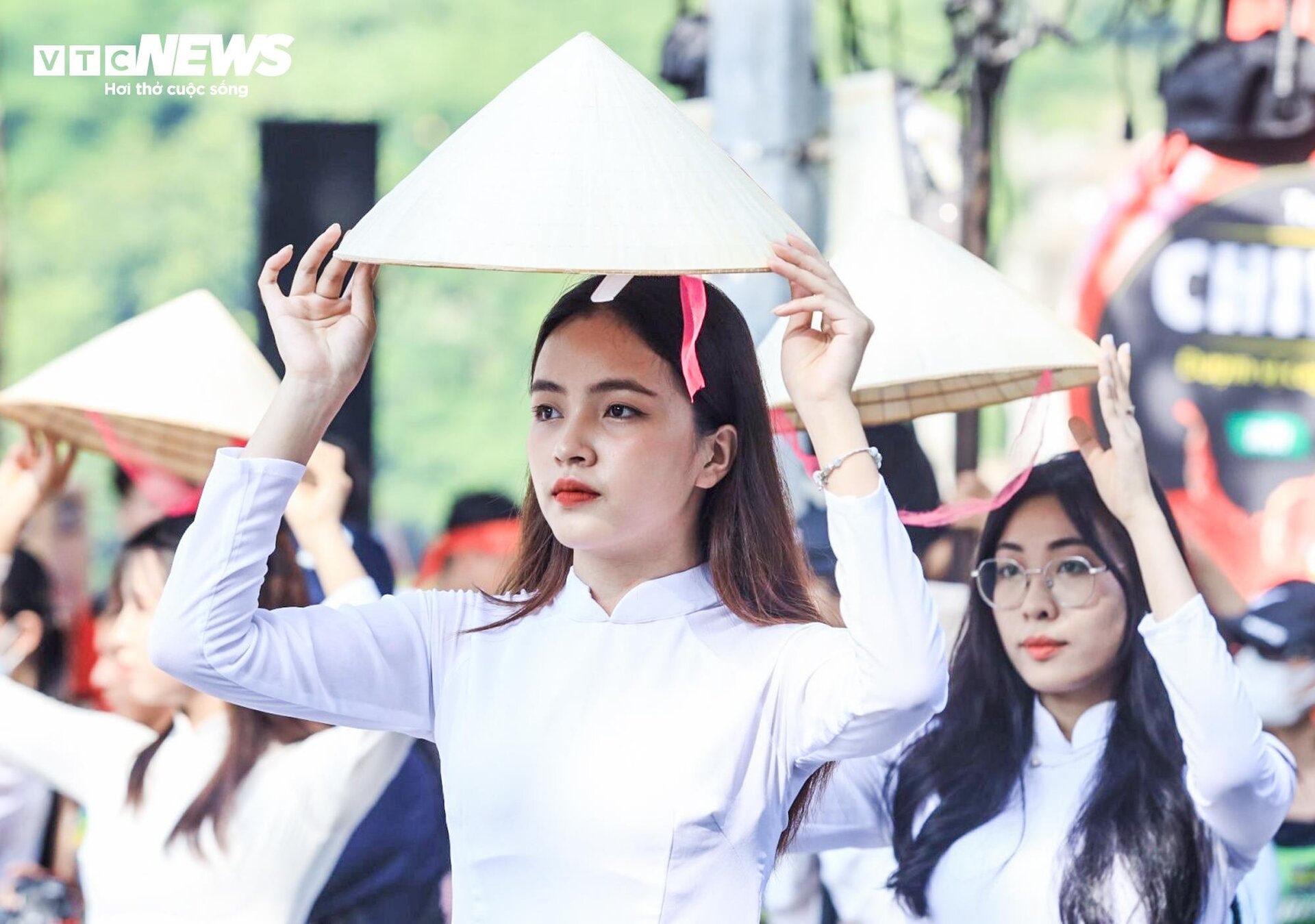 Rực rỡ sắc màu Carnaval Thu Hà Nội - 5