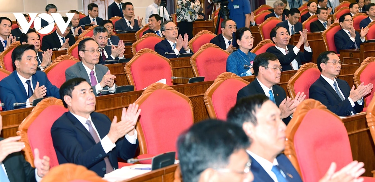Anh toan canh phien khai mac hoi nghi trung uong 8 khoa xiii hinh anh 9