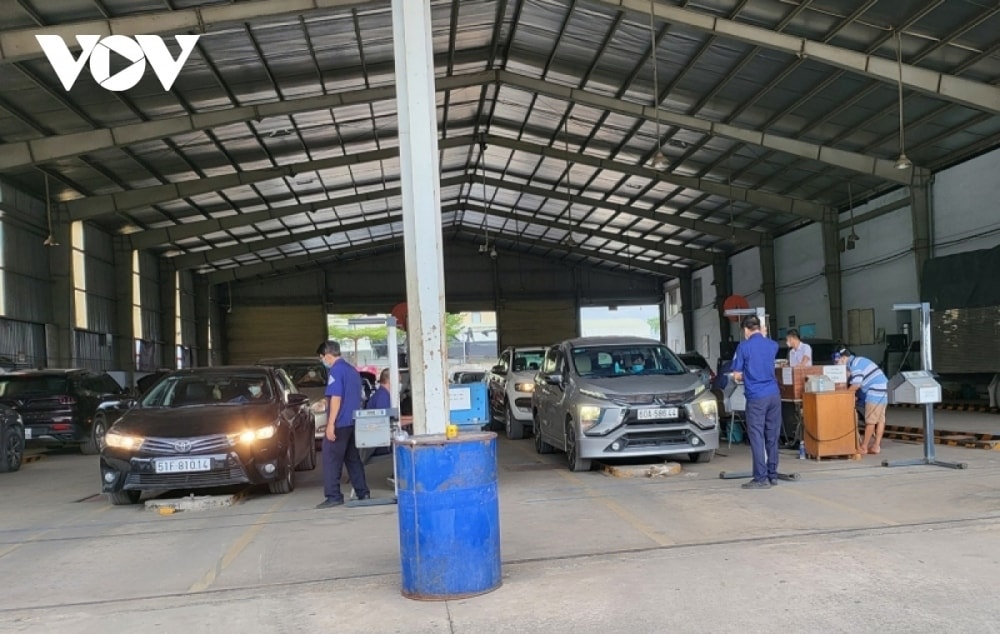 hà nội, tp.hcm trong nhóm báo động đỏ ùn tắc đăng kiểm hình ảnh 2 ha noi, tp.hcm trong nhom bao dong do un tac dang kiem hinh anh 2