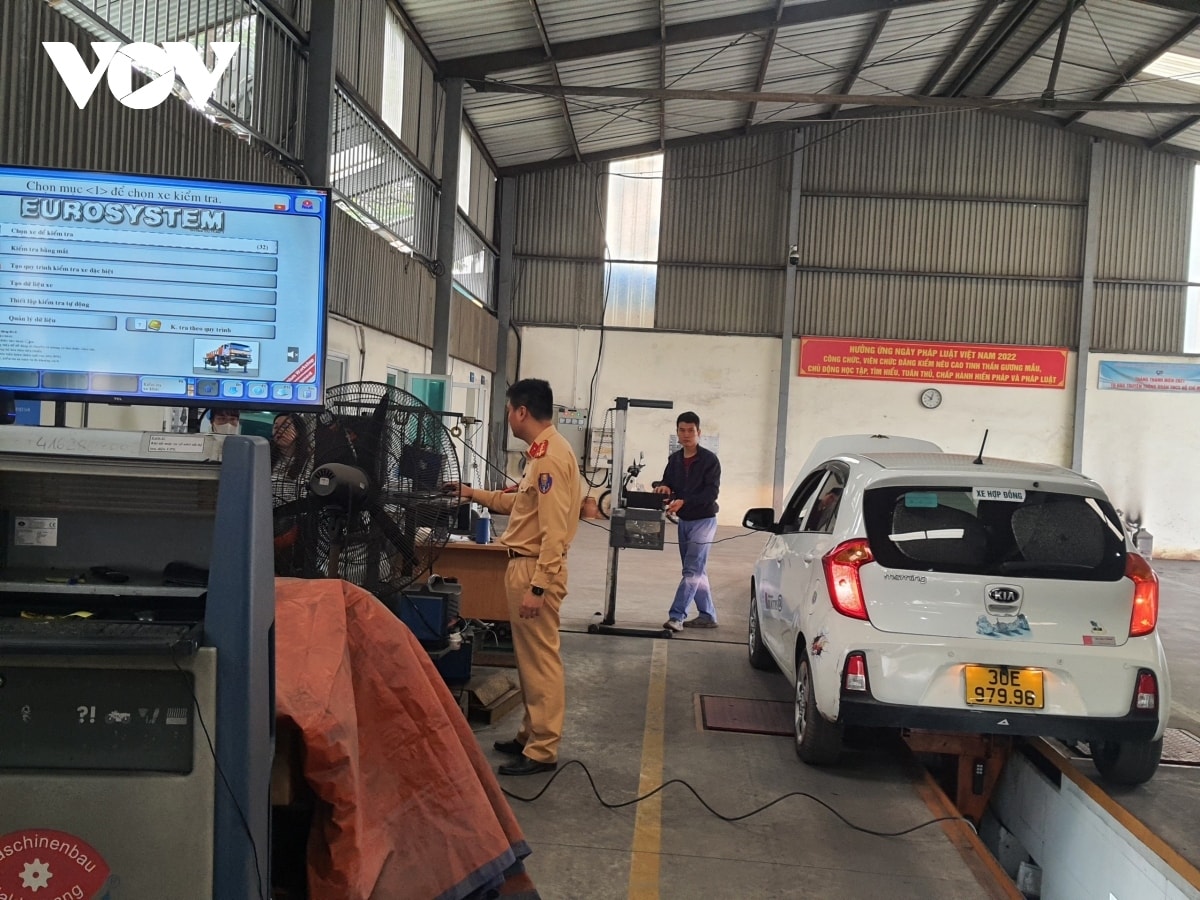 hà nội, tp.hcm trong nhóm báo động đỏ ùn tắc đăng kiểm hình ảnh 3 ha noi, tp.hcm trong nhom bao dong do un tac dang kiem hinh anh 3