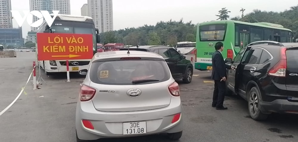 hà nội, tp.hcm trong nhóm báo động đỏ ùn tắc đăng kiểm hình ảnh 1 ha noi, tp.hcm trong nhom bao dong do un tac dang kiem hinh anh 1