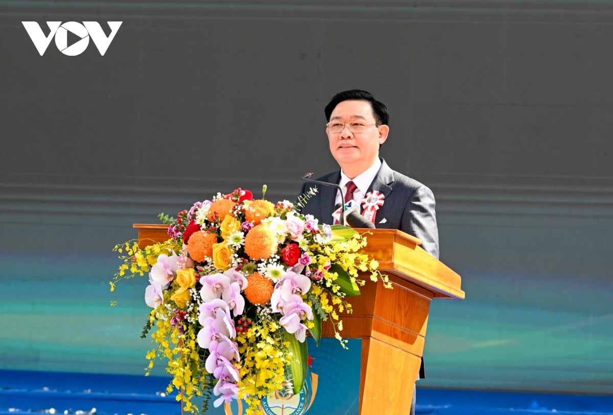 chu tich quoc hoi du le ky niem 60 nam xay dung va phat trien hoc vien tai chinh hinh anh 3