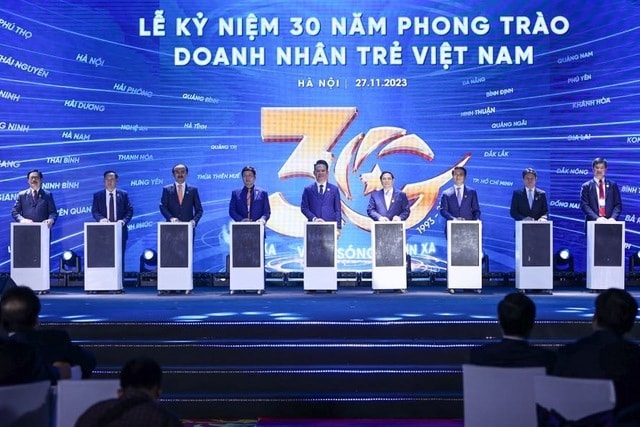 thu tuong chinh phu du le ky niem 30 nam phong trao doanh nhan tre viet nam hinh anh 3