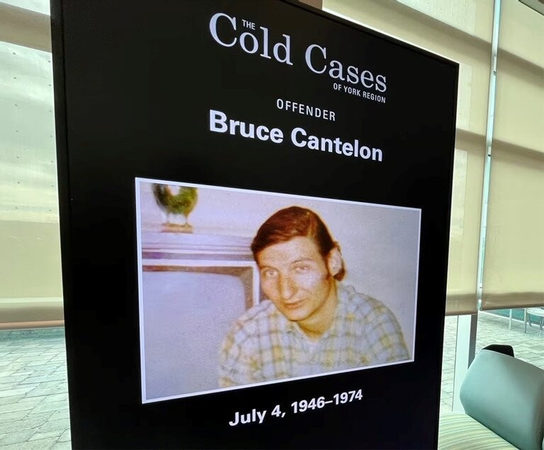 Cảnh sát trưng bày bức ảnh này của Bruce Charles Cantelon trong cuộc họp báo. (Ảnh: CBC)