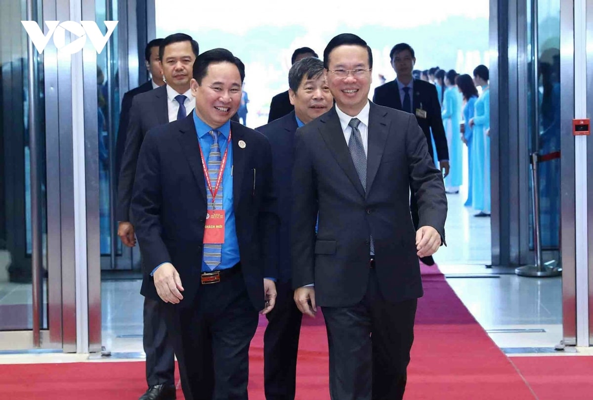 lanh dao Dang, nha nuoc du phien trong the Dai hoi cong doan viet nam hinh anh 4