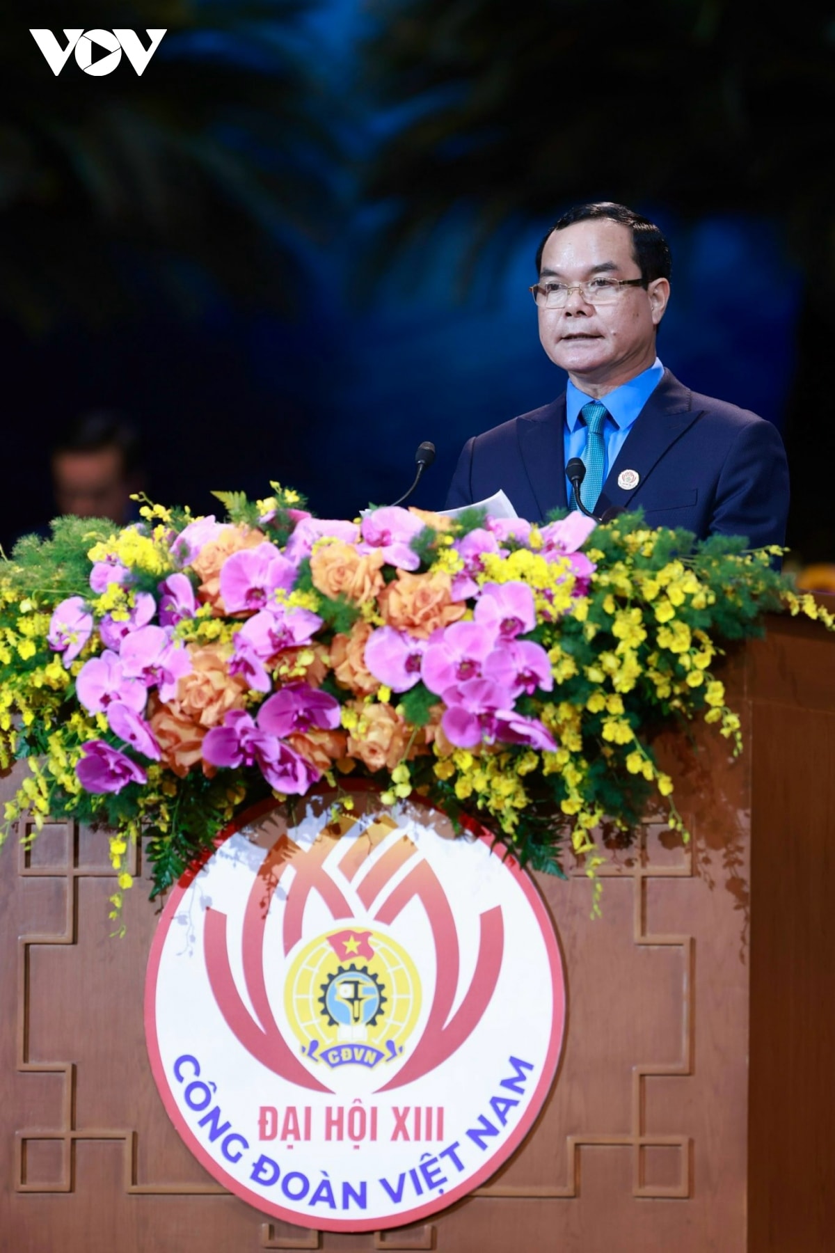 lanh dao Dang, nha nuoc du phien trong the Dai hoi cong doan viet nam hinh anh 10
