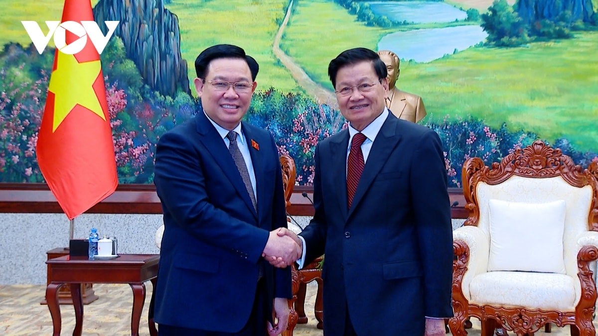 chủ tịch quốc hội vương Đình huệ hội kiến tổng bí thư, chủ tịch nước lào hình ảnh 1 chu tich quoc hoi vuong Dinh hue hoi kien tong bi thu, chu tich nuoc lao hinh anh 1