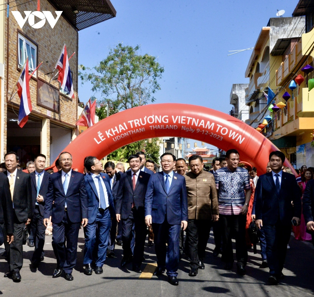 Chủ tịch Quốc hội dự lễ khai trương Phố Việt Nam tại tỉnh Udon Thani.