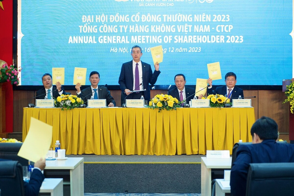 Ông Đặng Ngọc Hòa cho biết, Vietnam Airlines sẽ đẩy mạnh tái cơ cấu, cân đối thu - chi kinh doanh từ năm 2024 và đảm bảo có lãi từ năm 2025.