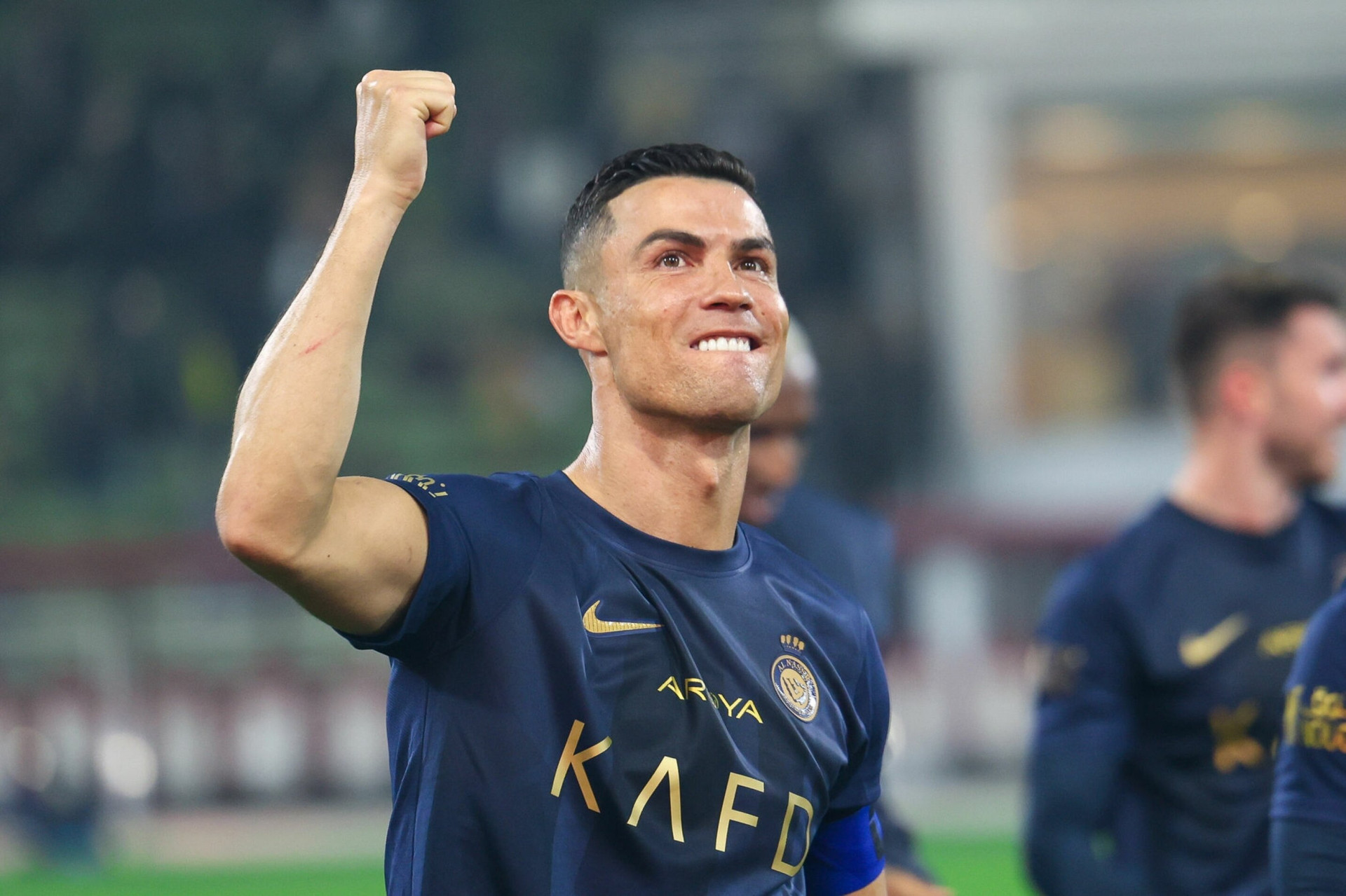 Cristiano Ronaldo ghi bàn ở trận đấu cuối cùng trong năm của Al Nassr bằng cú đánh đầu. Siêu sao người Bồ Đào Nha khép lại năm 2023 với 53 bàn thắng - con số đáng nể đối với cầu thủ ở tuổi 38. (Ảnh: Getty Images)
