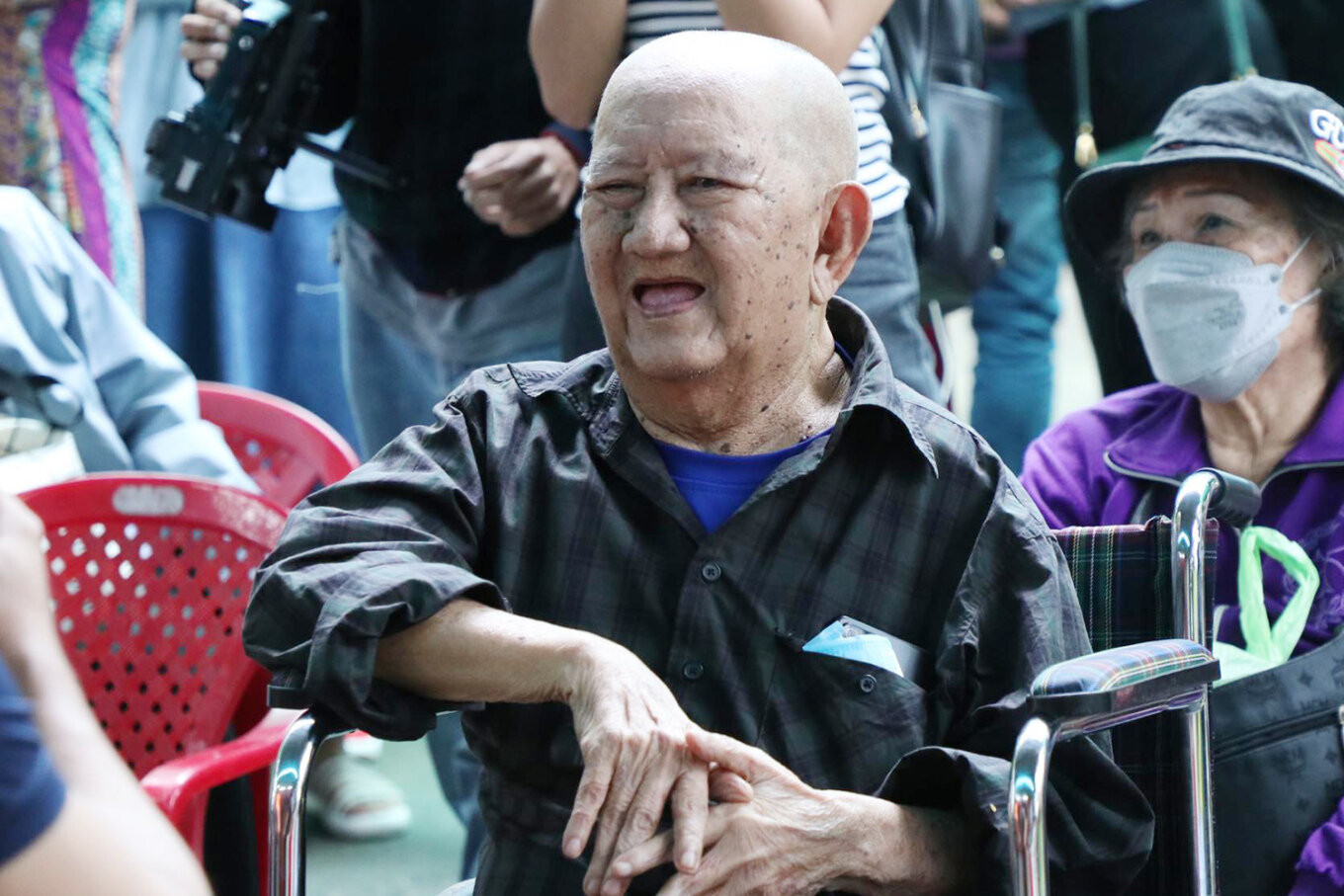 Thông tin nghệ sỹ Mạc Can và Huỳnh Thanh Trà được vào sống tại viện dưỡng lão khiến nhiều khán giả vui mừng.