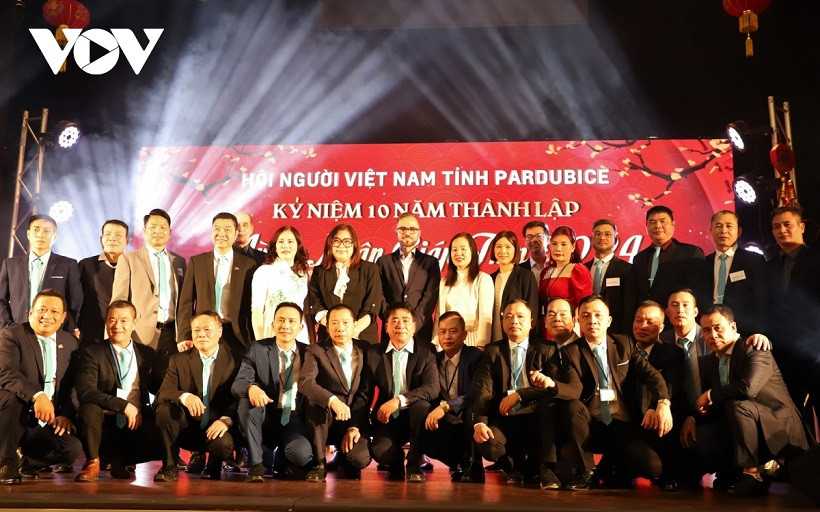 Sôi nổi chương trình mừng Xuân Giáp Thìn của cộng đồng người Việt tại nhiều quốc gia - ảnh 2