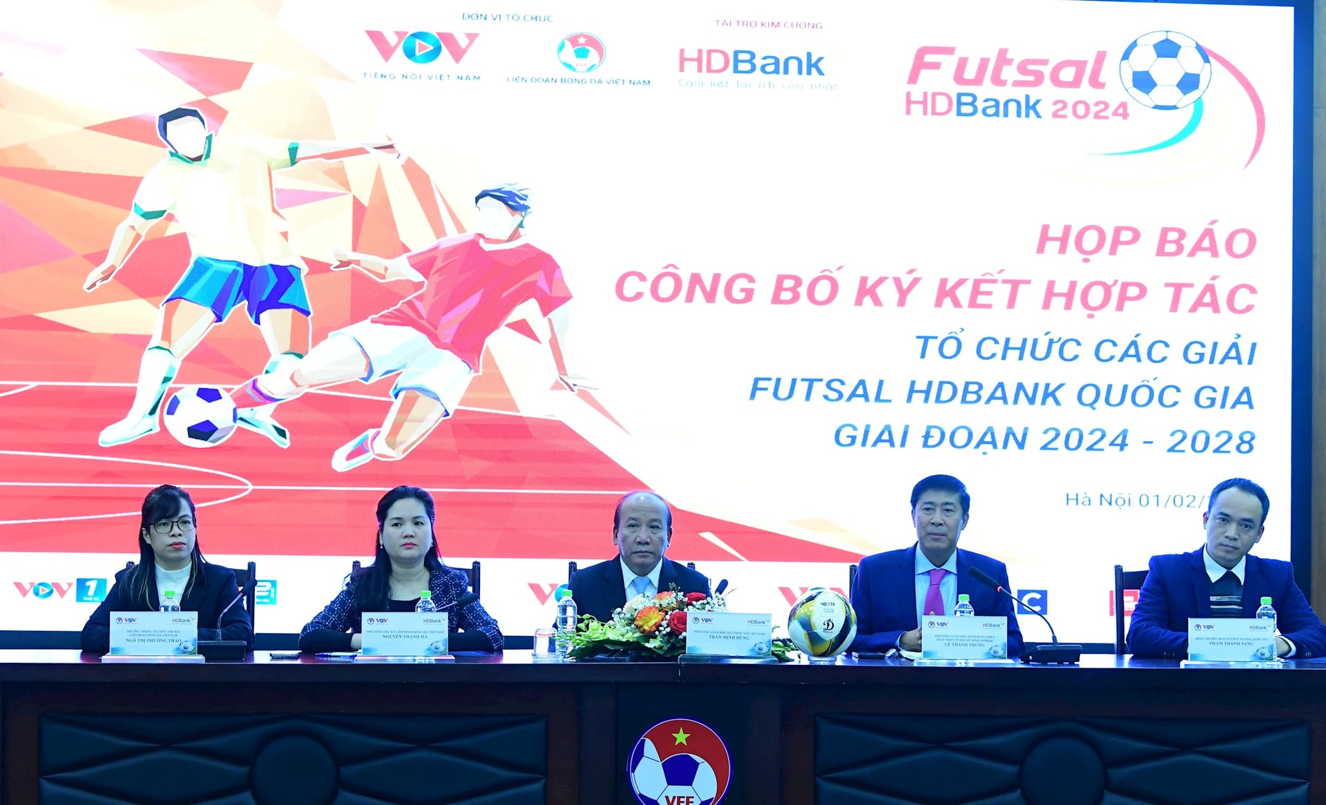 futsal-hop-bao-1.jpg