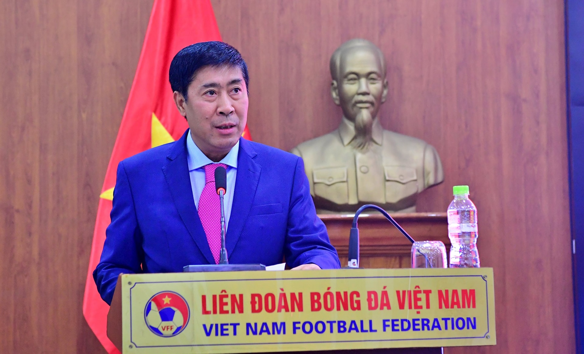 futsal-hop-bao-2.jpg
