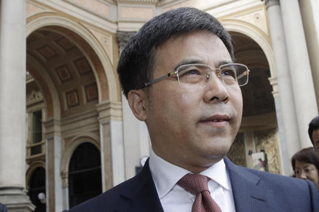 Cựu Chủ tịch Ngân hàng Trung Quốc bị buộc tội nhận hối lộ, cho vay bất hợp pháp.