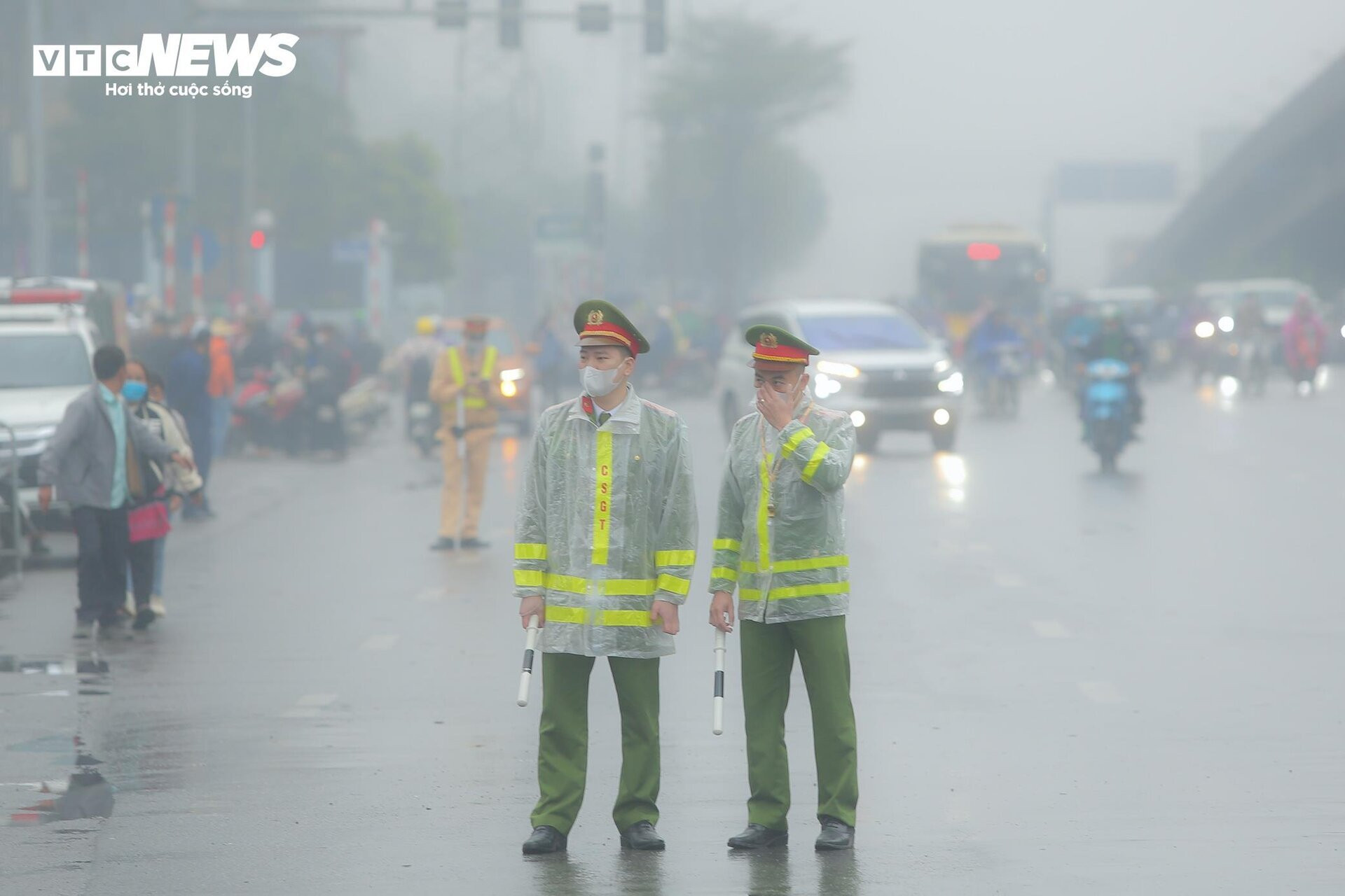 Sương mù dày đặc, Hà Nội ô nhiễm không khí thứ 2 thế giới - 18