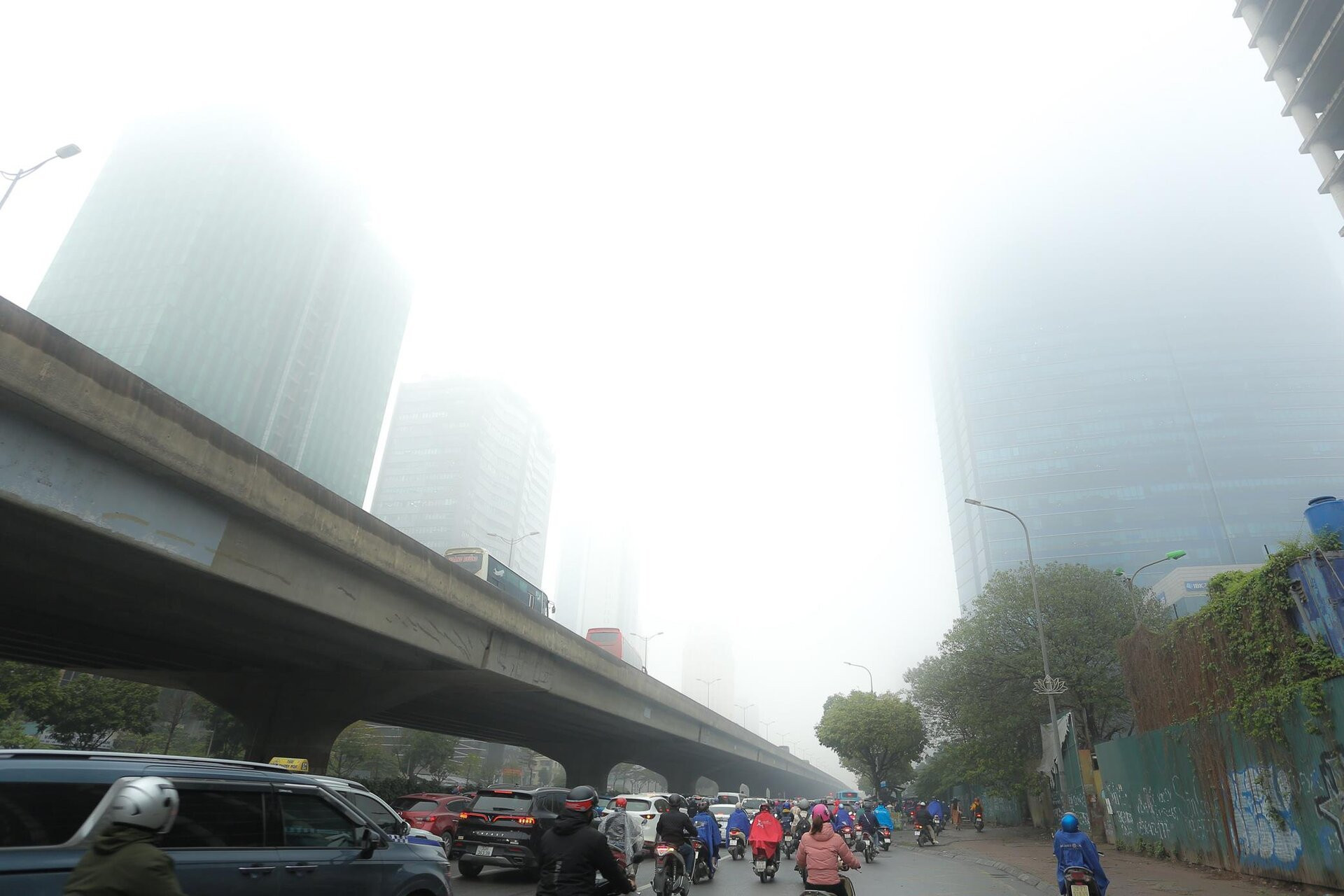 Sương mù dày đặc, Hà Nội ô nhiễm không khí thứ 2 thế giới - 3