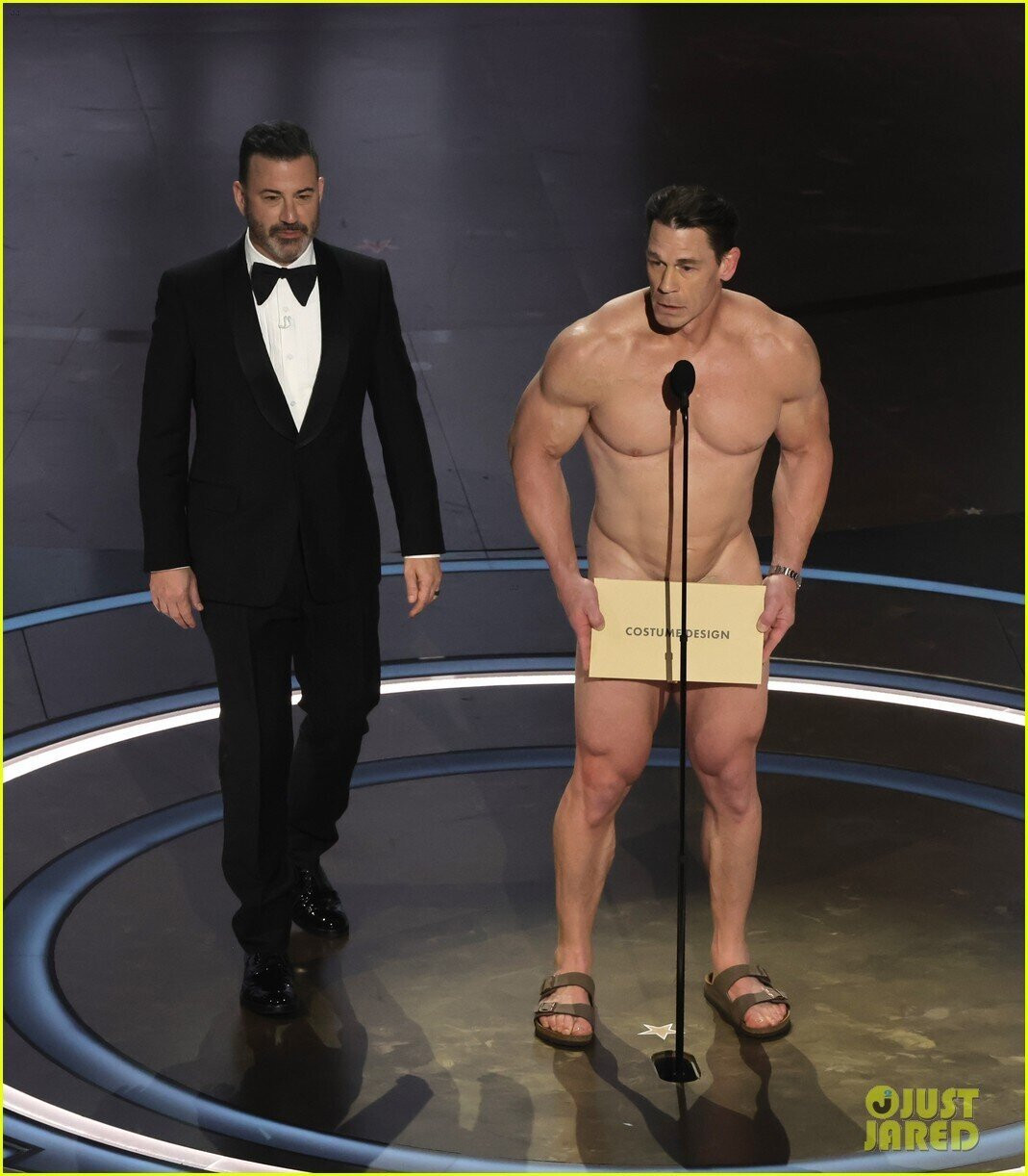 Nam diễn viên John Cena có màn xuất hiện gây sốc trên sân khấu lễ trao giải Oscar 2024.