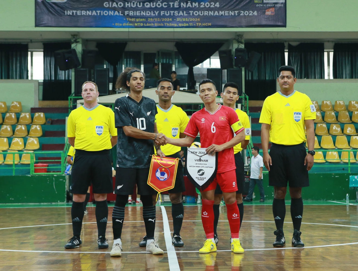 Dt futsal viet nam danh roi chien thang truoc new zealand hinh anh 1