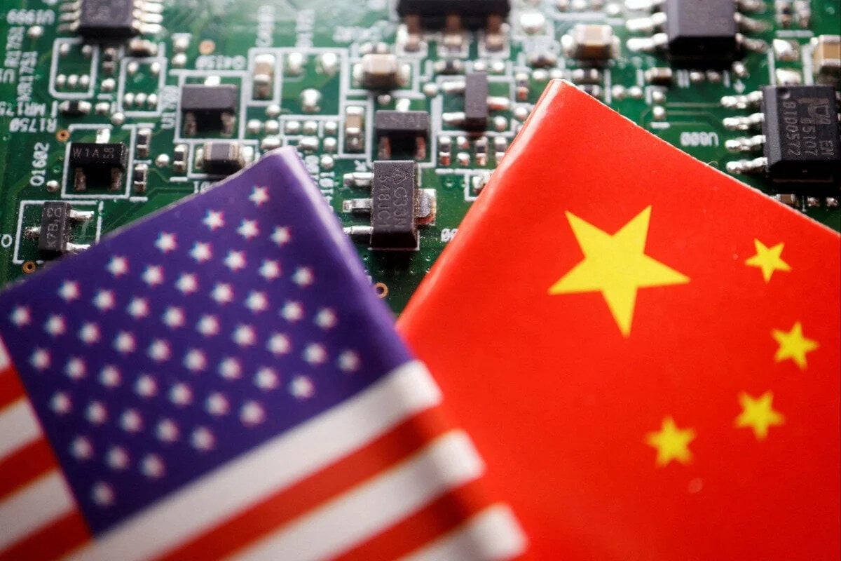 Mỹ liệt kê 4 công ty Trung Quốc giúp quân đội mua chip AI vào danh sách đen.