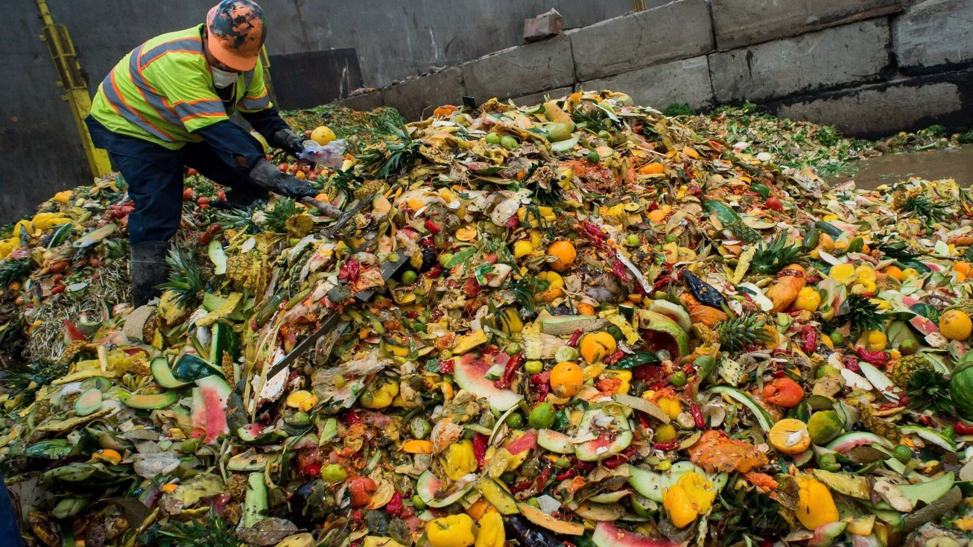 Chất thải thực phẩm là một trong những nguyên nhân gây phát thải khí nhà kính. (Ảnh: Newscom)