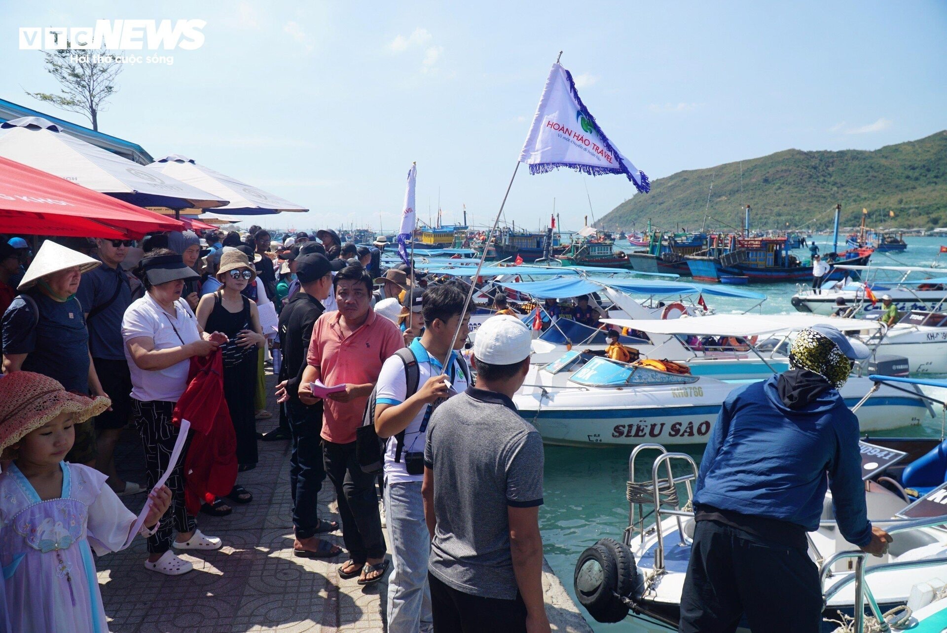 Các điểm tham quan, vui chơi ở Nha Trang đông nghịt trong ngày nghỉ lễ thứ hai - 6