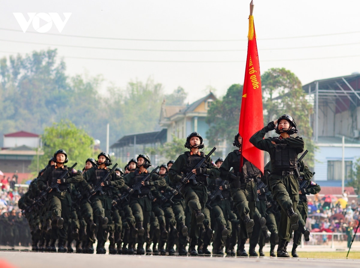 hợp luyện toàn bộ khối diễu binh, diễu hành kỷ niệm 70 năm chiến thắng Điện biên phủ hình ảnh 9 hop luyen toan bo khoi dieu binh, dieu hanh ky niem 70 nam chien thang Dien bien phu hinh anh 9