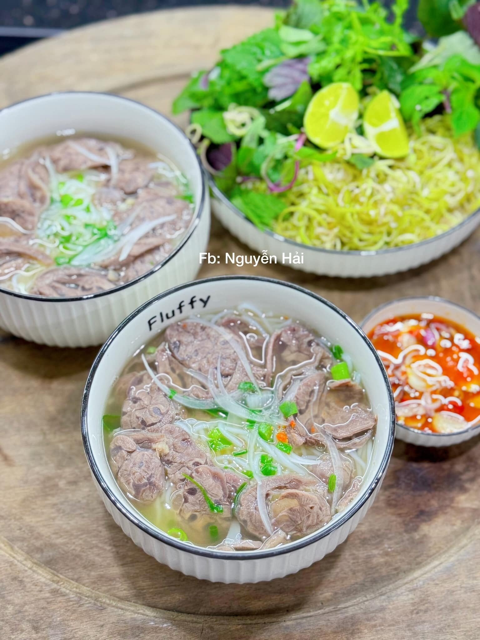 Bún bò tuy nấu hơi kỳ công nhưng sẽ rất ngon.