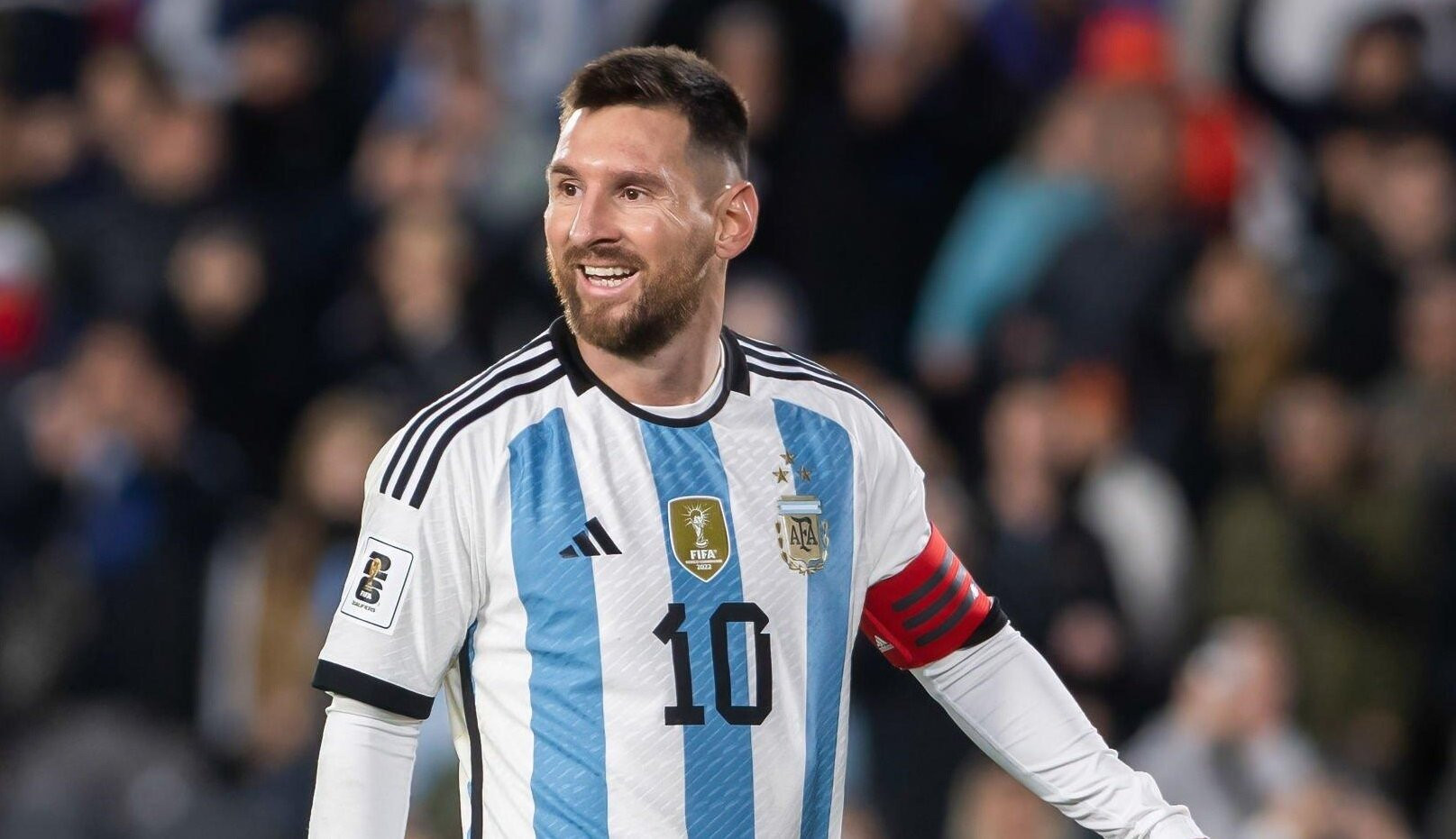 Lionel Messi luôn là một trong những cầu thủ nhận lương cao nhất thế giới. (Ảnh: Getty Images)