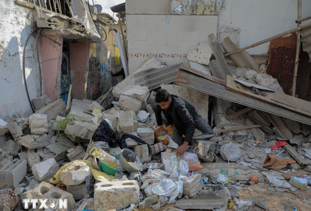 Ngôi nhà bị phá hủy trong xung đột Israel-Hamas ở thành phố Rafah, Dải Gaza, ngày 1/5/2024. (Ảnh: THX/TTXVN)