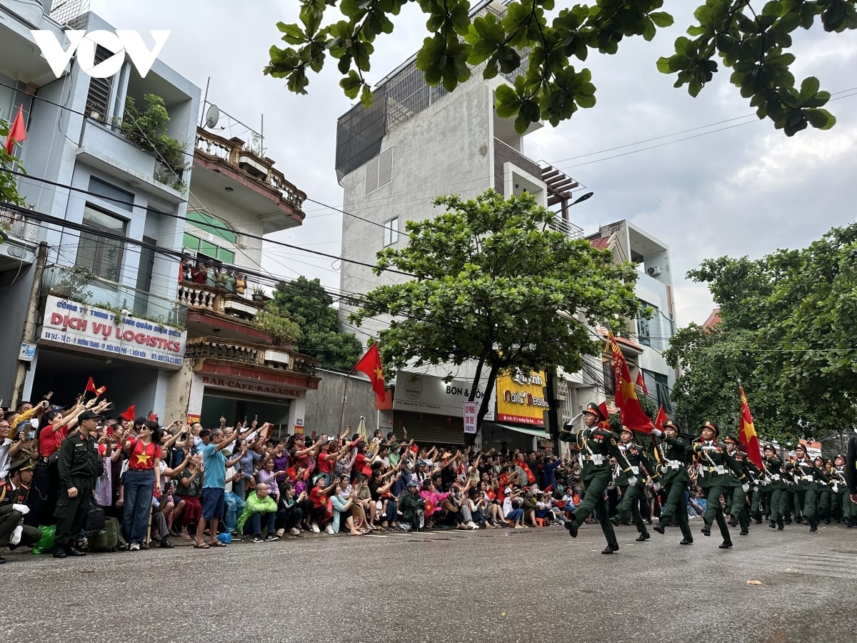 hung trang le dieu binh, dieu hanh ky niem 70 nam chien thang Dien bien phu hinh anh 6