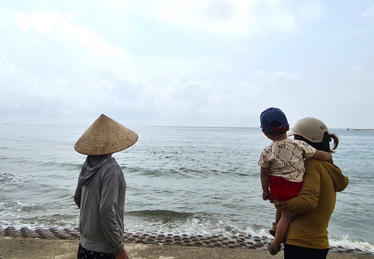 lang bien quang binh ngong tin ngu dan mat tich hinh anh 5