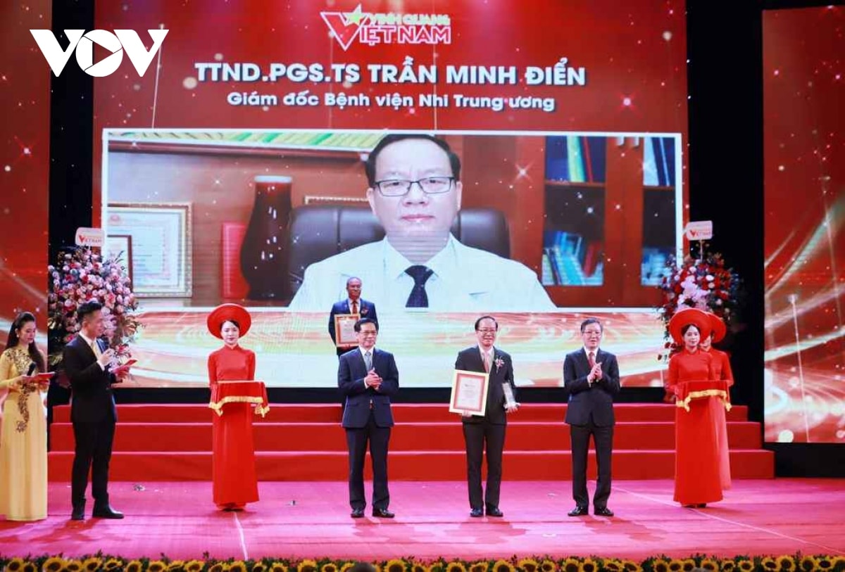 tôn vinh 20 tập thể, cá nhân chương trình vinh quang việt nam 2024 hình ảnh 4 ton vinh 20 tap the, ca nhan chuong trinh vinh quang viet nam 2024 hinh anh 4