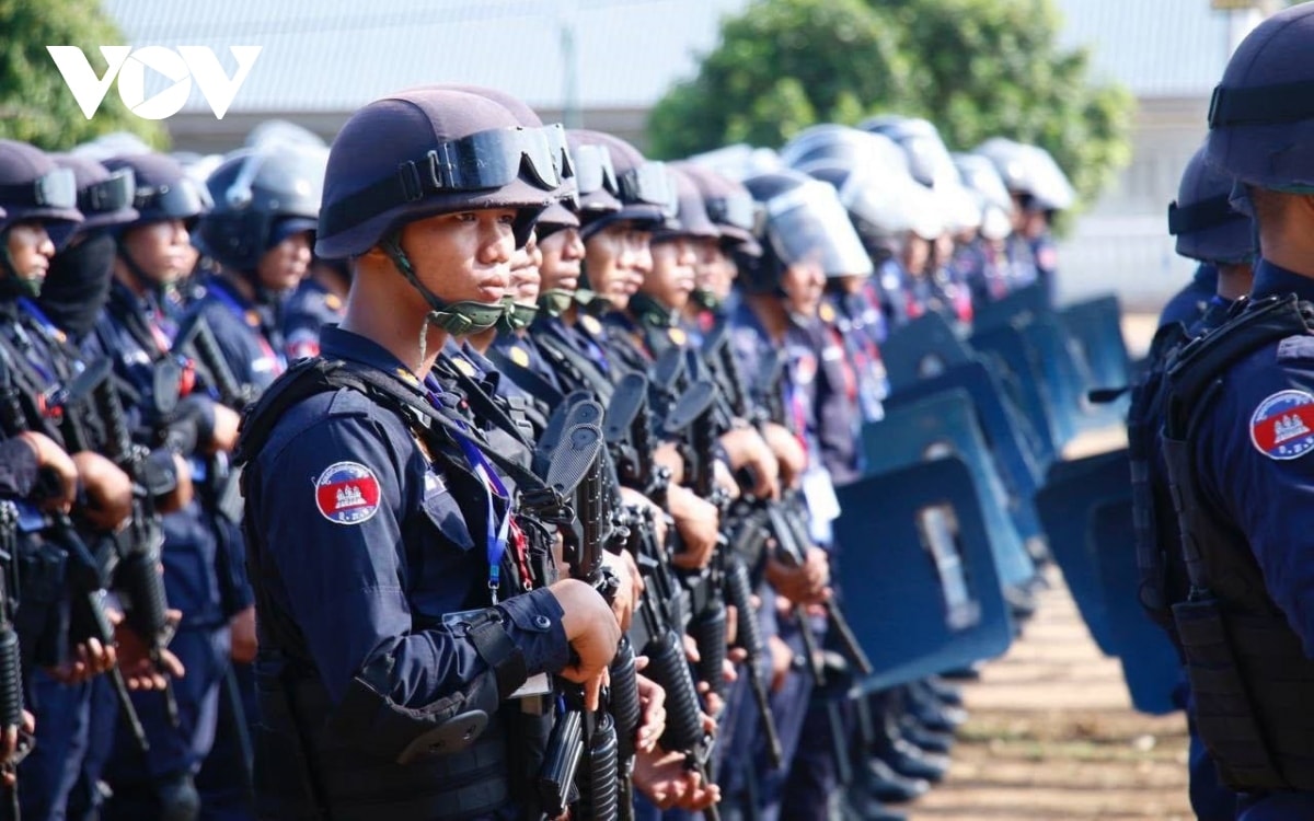 bau cu hoi dong dia phuong campuchia 2024 cpp cam quyen du bao thang loi ap dao hinh anh 1