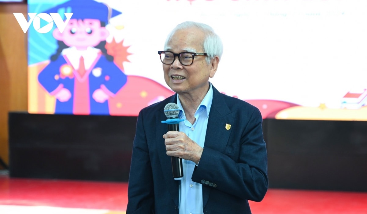 cấp chứng chỉ hành nghề để tránh giáo viên dậm chân tại chỗ khi dạy hình ảnh 2 cap chung chi hanh nghe de tranh giao vien dam chan tai cho khi day hinh anh 2
