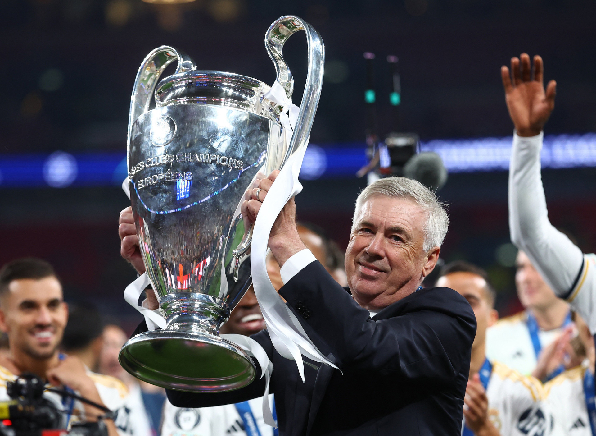 Nhà cầm quân người Italy là huấn luyện viên giành cúp Champions League nhiều nhất trong lịch sử. (Ảnh: Reuters)