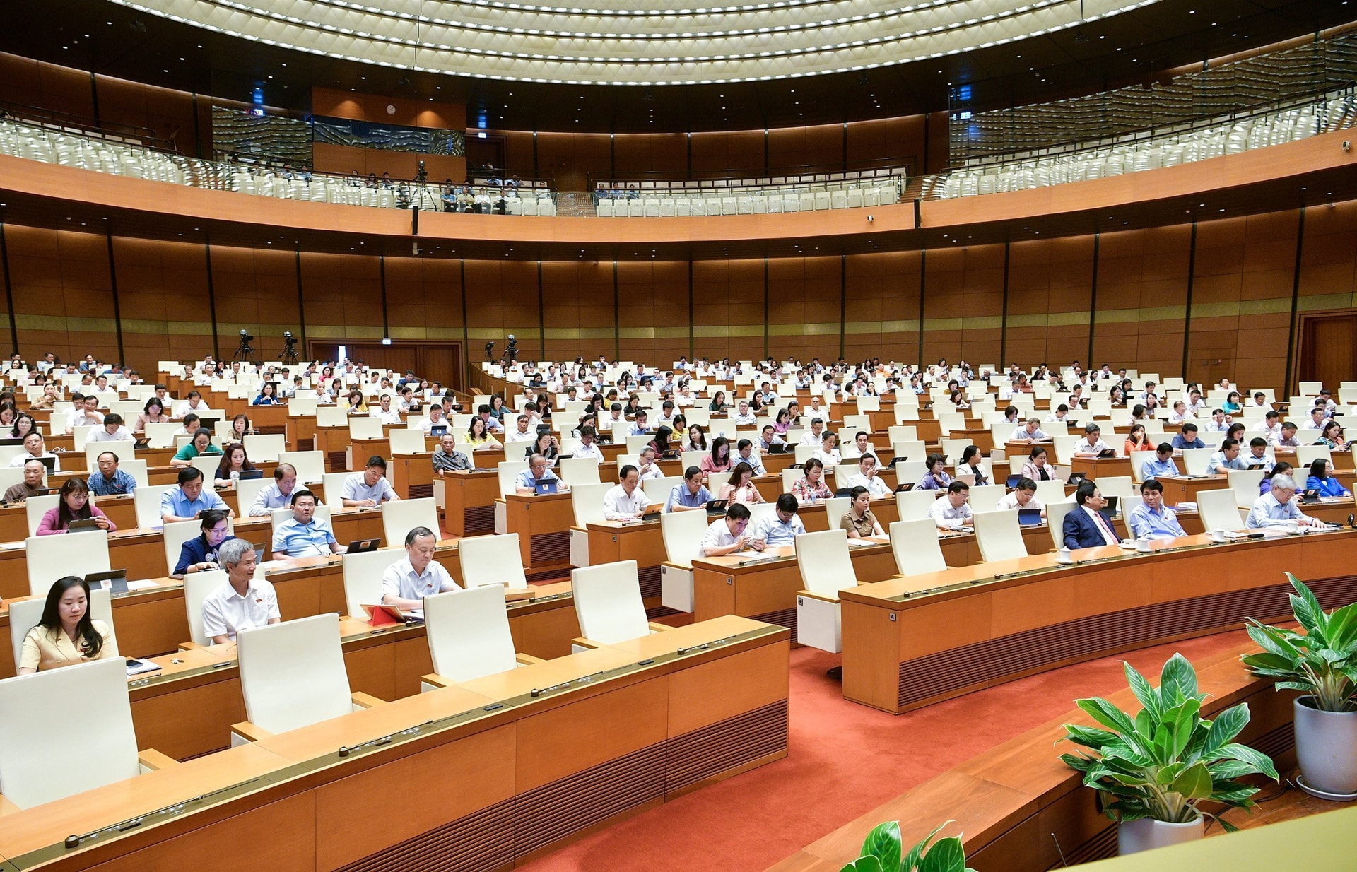 Các đại biểu tham dự Kỳ họp thứ 7, Quốc hội khóa XV. (Ảnh: quochoi.vn)